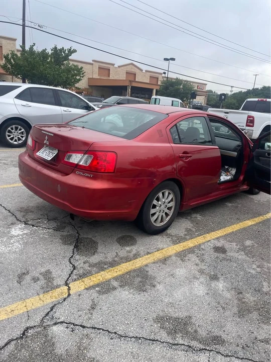 2010 Mitsubishi Galant 9th Gen - Image 2 of 12