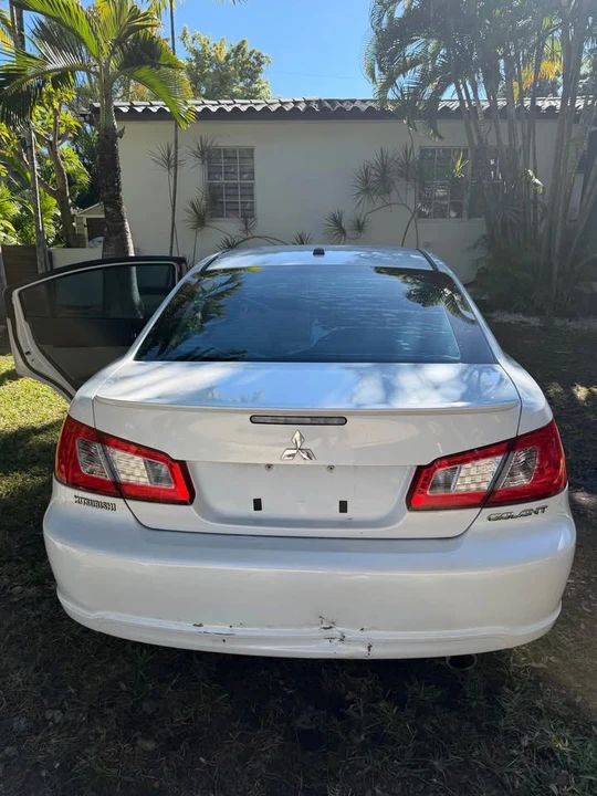 2010 Mitsubishi Galant 9th Gen - Image 2 of 11