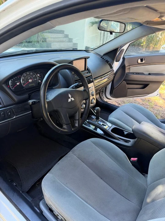 2010 Mitsubishi Galant 9th Gen - Image 3 of 11