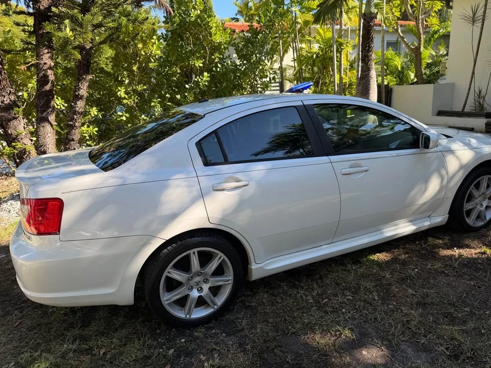 2010 Mitsubishi Galant 9th Gen - Image 8 of 11