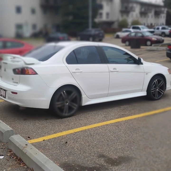 2010 Mitsubishi Lancer 8th Gen - Image 9 of 13