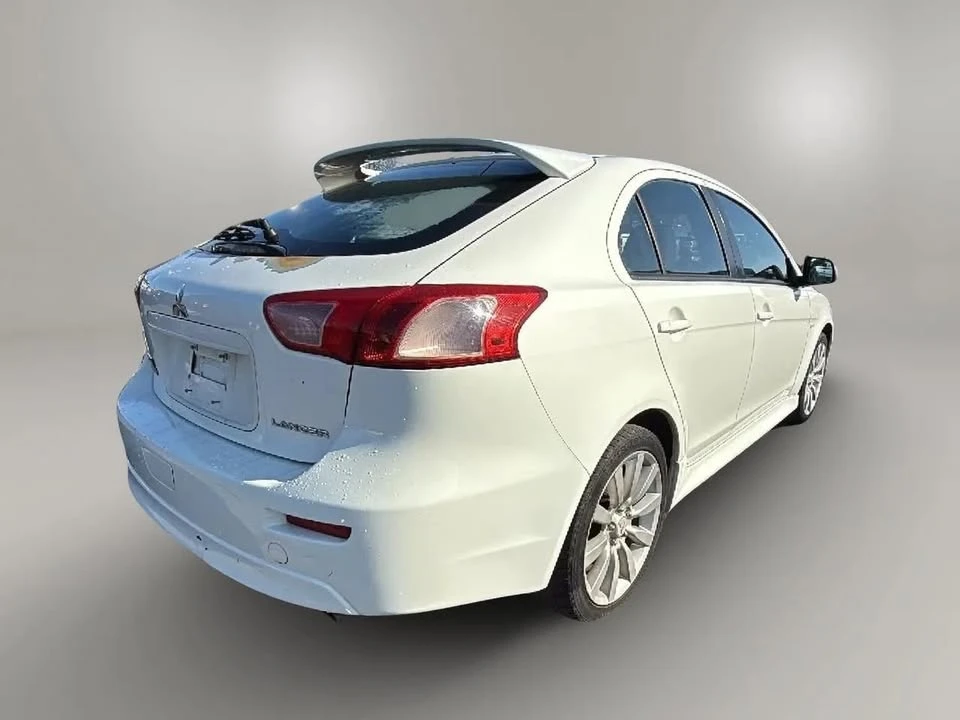 2010 Mitsubishi Lancer - Image 5 of 19