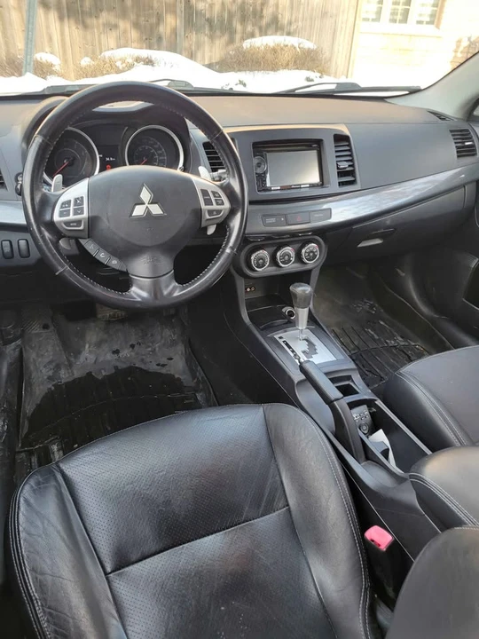 2010 Mitsubishi Lancer 8th Gen - Image 9 of 11