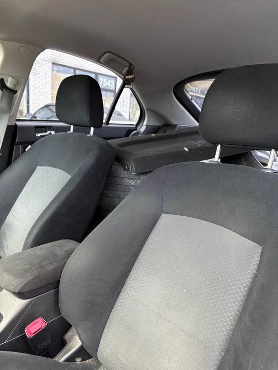 2010 Mitsubishi Lancer - Image 7 of 11