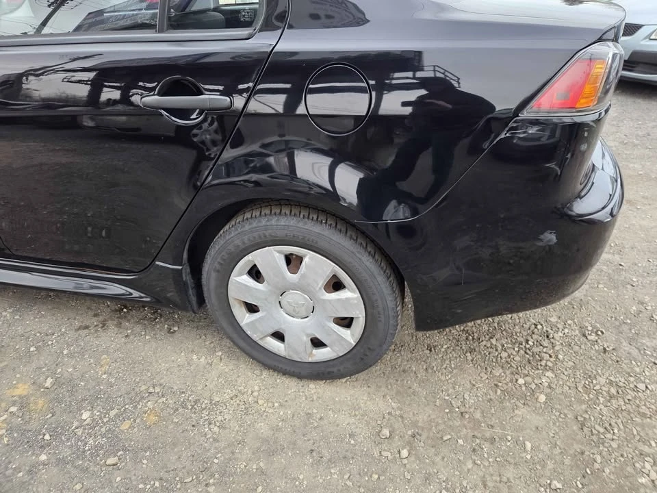 2010 Mitsubishi Lancer 8th Gen - Image 11 of 18