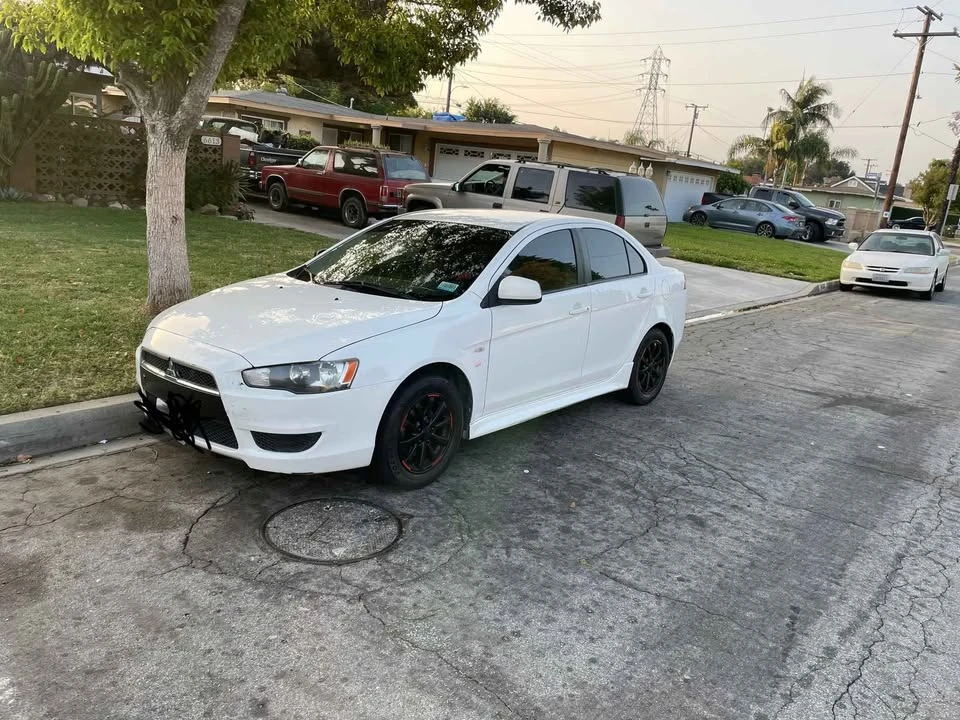 2010 Mitsubishi Lancer 8th Gen - Image 3 of 4