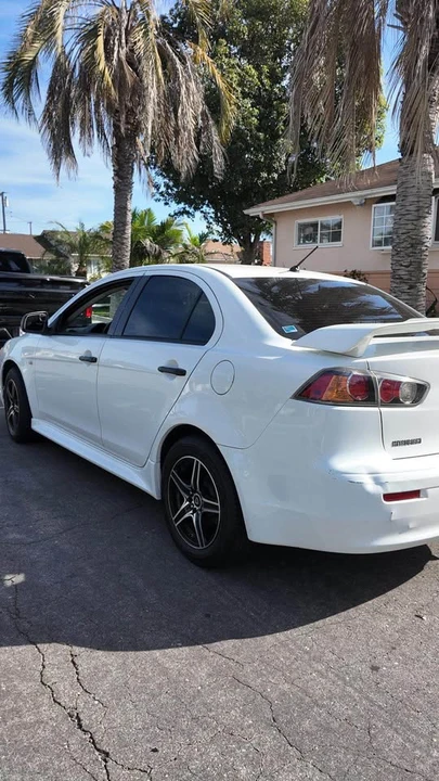 2010 Mitsubishi Lancer 8th Gen - Image 3 of 11