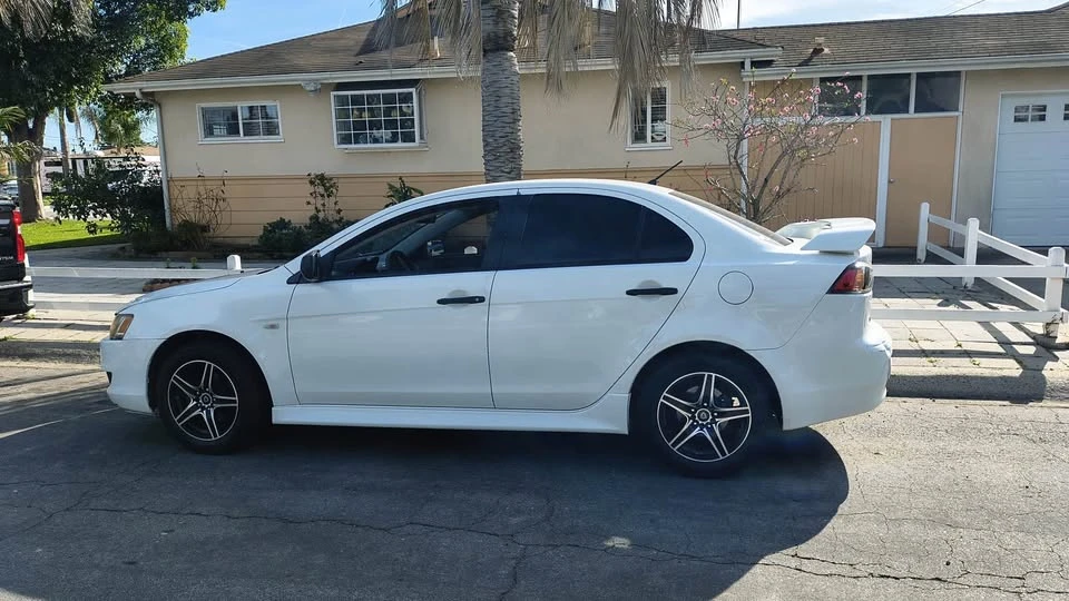 2010 Mitsubishi Lancer 8th Gen - Image 7 of 11