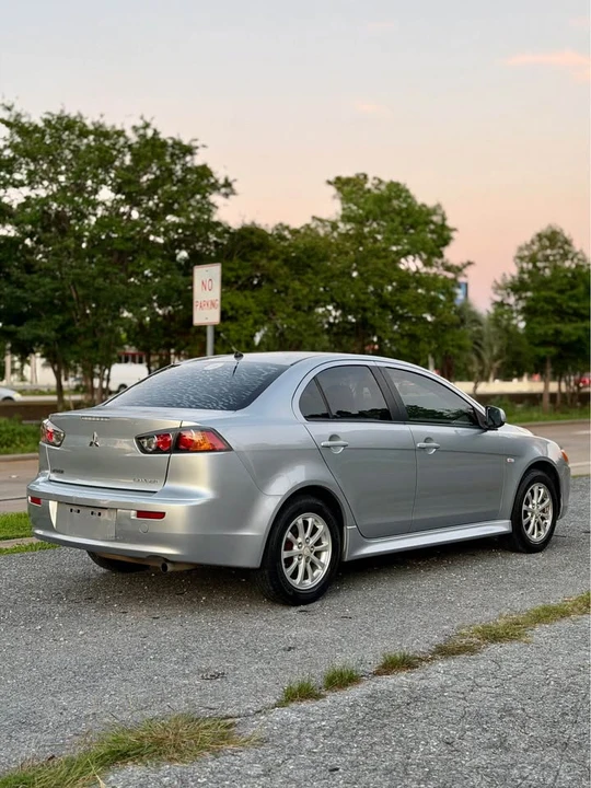 2010 Mitsubishi Lancer 9th Gen - Image 8 of 15
