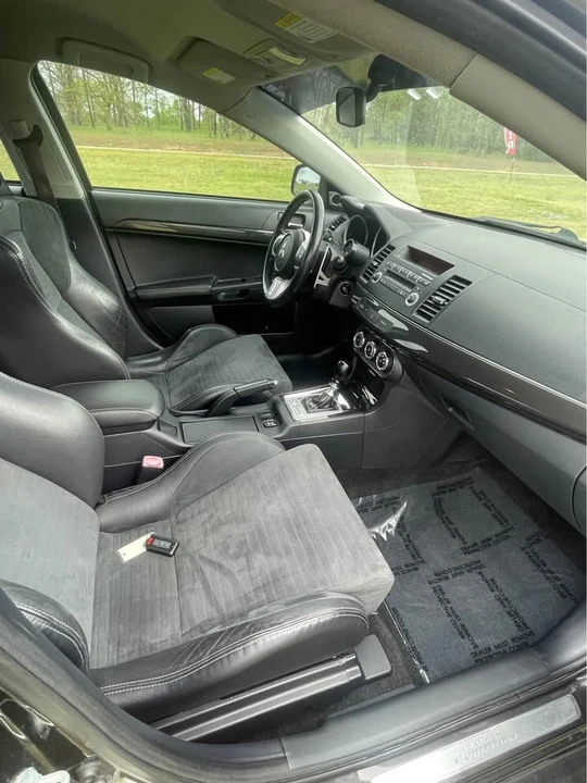 2010 Mitsubishi Lancer Evolution X 9th Gen - Image 13 of 14