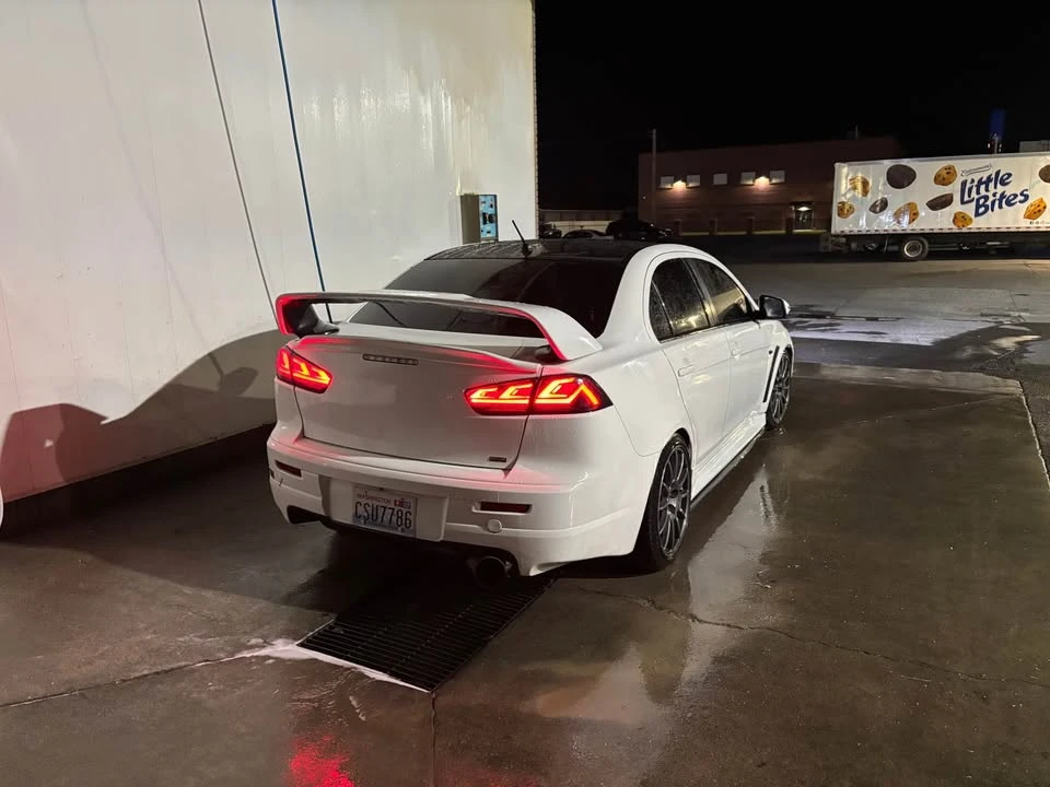 2010 Mitsubishi Lancer Evolution X 9th Gen - Image 2 of 9