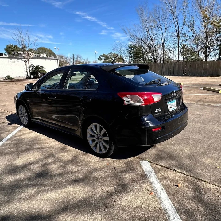 2010 Mitsubishi Lancer 8th Gen - Image 5 of 11