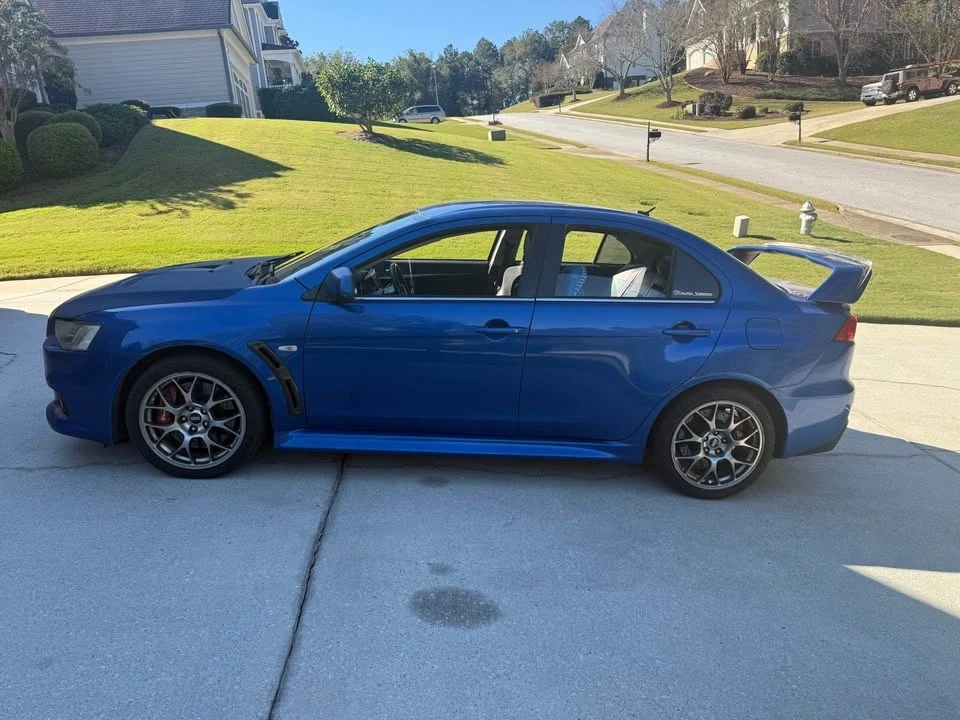 2010 Mitsubishi Lancer Evolution X 9th Gen - Image 2 of 8