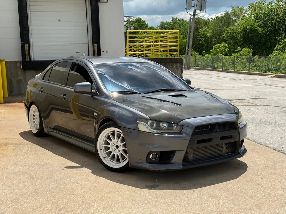 2010 Mitsubishi Lancer Evolution X 9th Gen - Image 5 of 10