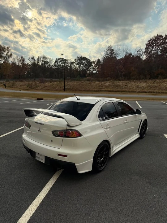 2010 Mitsubishi Lancer Evolution X 9th Gen - Image 5 of 14