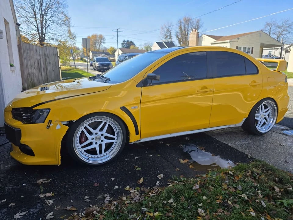 2010 Mitsubishi Lancer Evolution X 9th Gen - Image 2 of 12