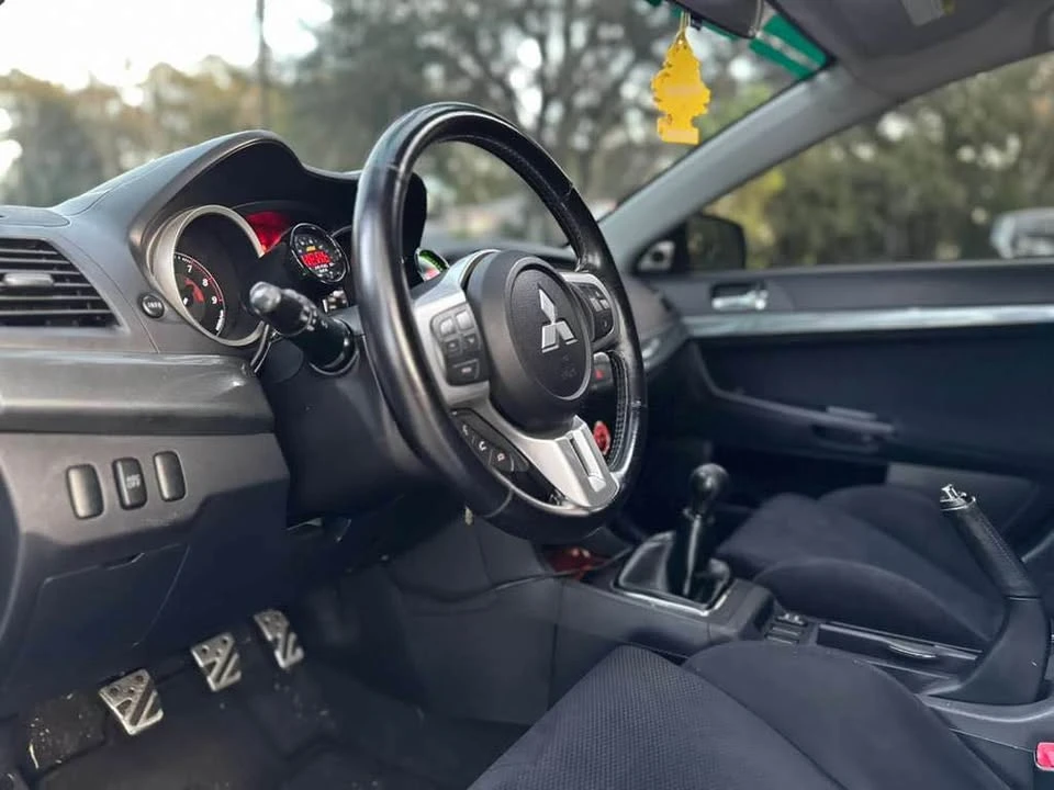 2010 Mitsubishi Lancer Evolution X 9th Gen - Image 13 of 20