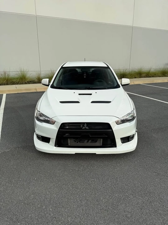 2010 Mitsubishi Lancer Evolution X 9th Gen - Image 8 of 13