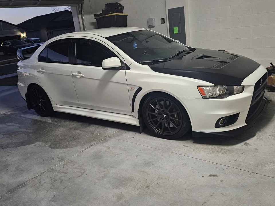 2010 Mitsubishi Lancer Evolution X 9th Gen - Image 2 of 4