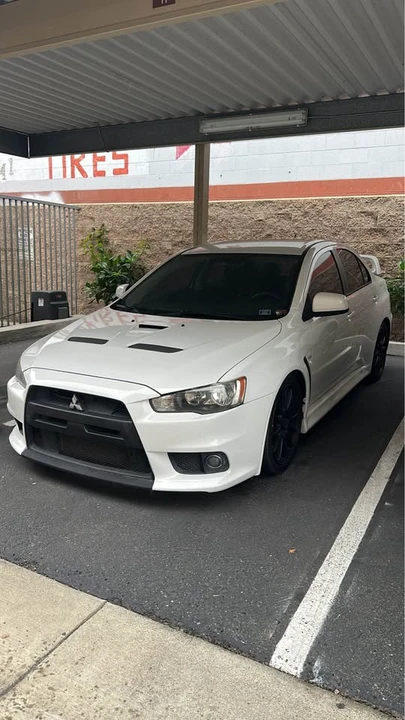2010 Mitsubishi Lancer Evolution X 9th Gen - Image 4 of 15