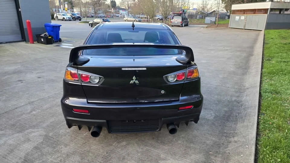 2010 Mitsubishi Lancer Evolution X 9th Gen - Image 6 of 12