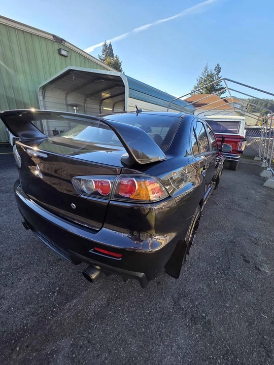2010 Mitsubishi Lancer Evolution X 9th Gen - Image 10 of 15