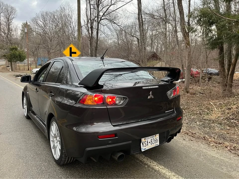 2010 Mitsubishi Lancer Evolution X 9th Gen - Image 5 of 12