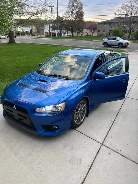 2010 Mitsubishi Lancer Evolution X 9th Gen - Image 2 of 8