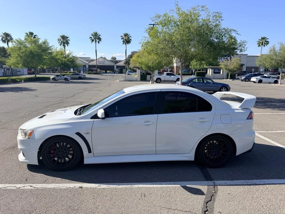 2010 Mitsubishi Lancer Evolution X 9th Gen - Image 4 of 10