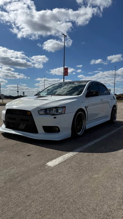 2010 Mitsubishi Lancer Evolution X 9th Gen - Image 3 of 15