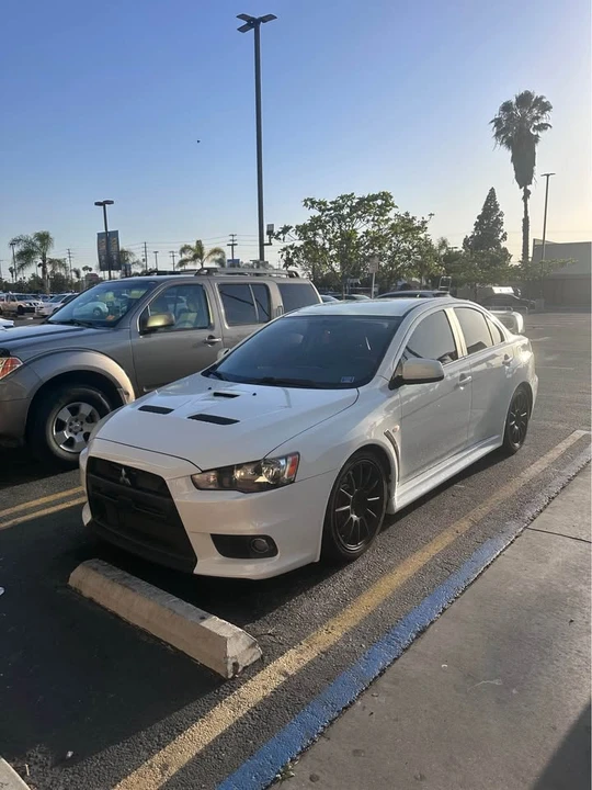 2010 Mitsubishi Lancer Evolution X 9th Gen - Image 14 of 18