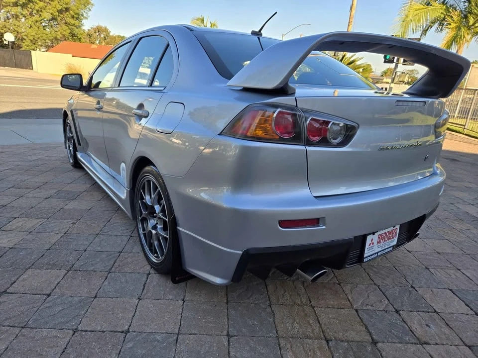 2010 Mitsubishi Lancer Evolution X 9th Gen - Image 4 of 16