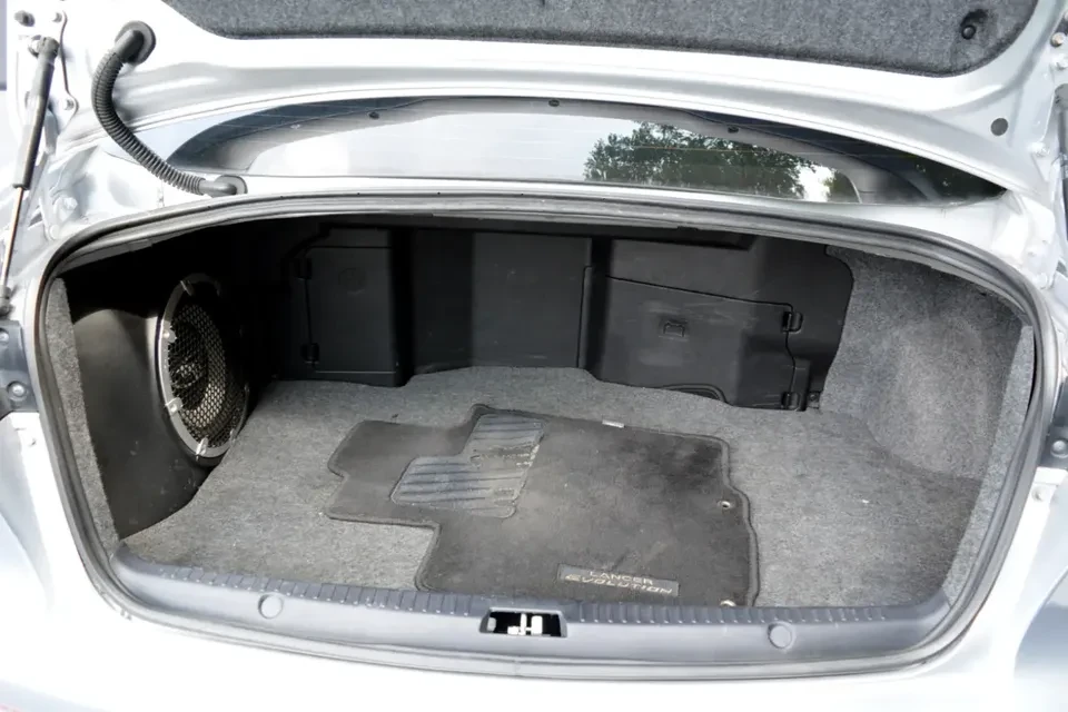 2010 Mitsubishi Lancer Evolution X 9th Gen - Image 13 of 18