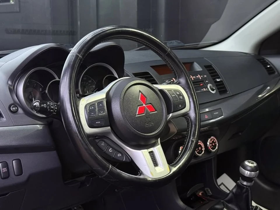 2010 Mitsubishi Lancer Evolution X 9th Gen - Image 13 of 19