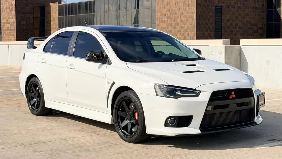 2010 Mitsubishi Lancer Evolution X 9th Gen - Image 4 of 20