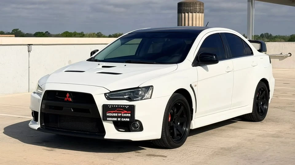 2010 Mitsubishi Lancer Evolution X 9th Gen - Image 2 of 20