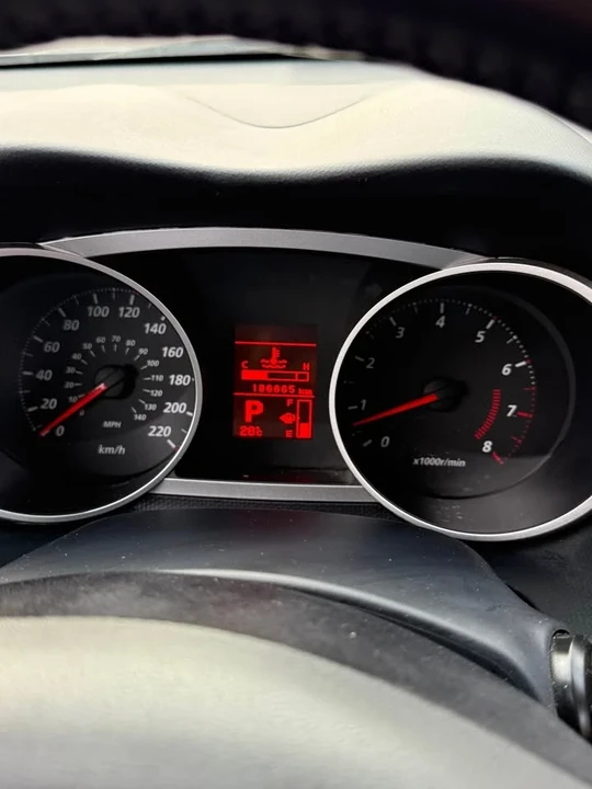 2010 Mitsubishi Outlander - Image 7 of 10