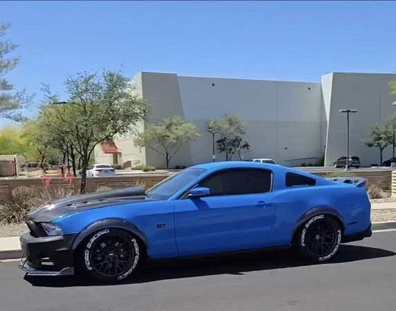 2010 Ford S197 Mustang - Image 2 of 9