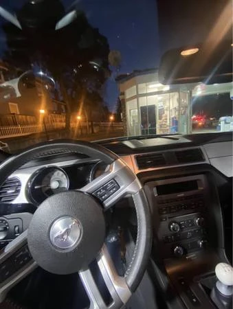 2010 Ford S197 Mustang - Image 8 of 9