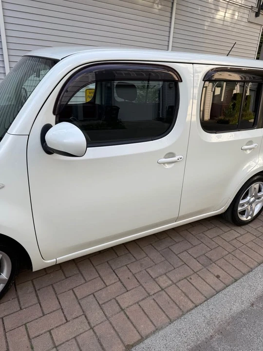 2010 Nissan Cube - Image 2 of 8