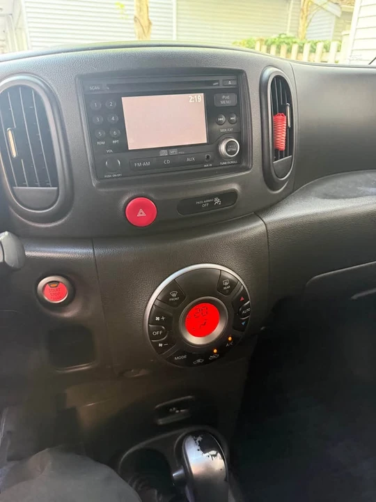2010 Nissan Cube - Image 8 of 8