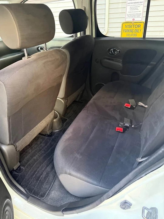 2010 Nissan Cube - Image 5 of 8