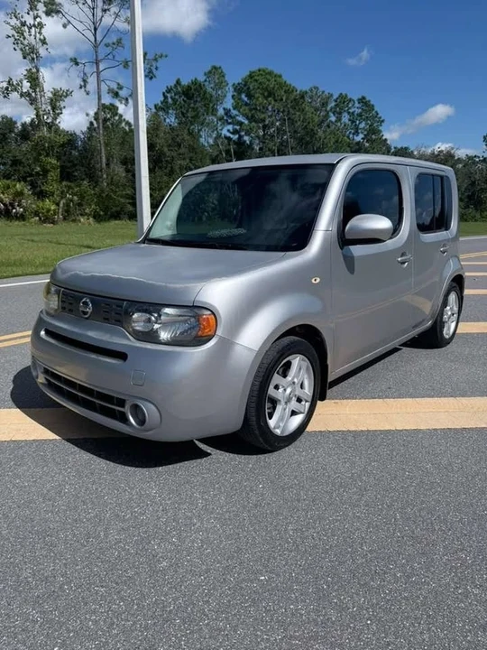 2010 Nissan Cube - Image 2 of 19