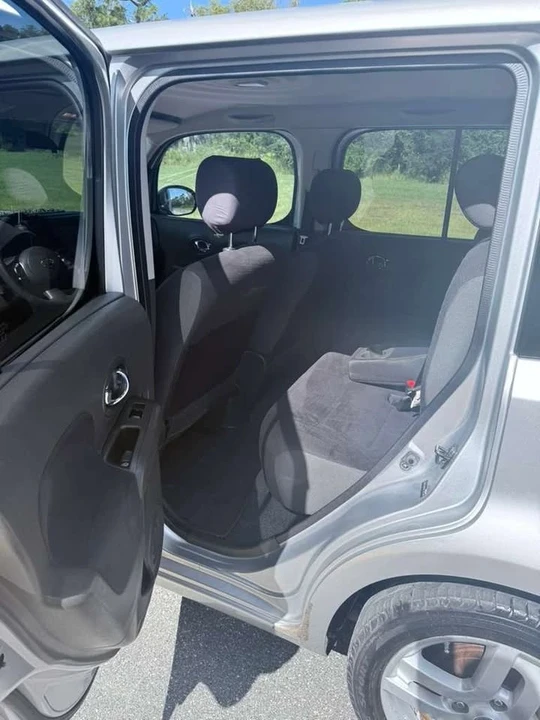 2010 Nissan Cube - Image 12 of 17