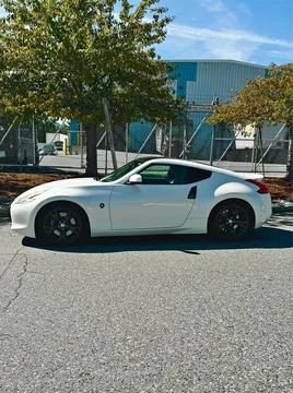 2010 Nissan 370Z Touring Sport