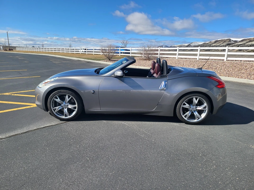 2010 Nissan 370Z 6th Gen - Image 11 of 31