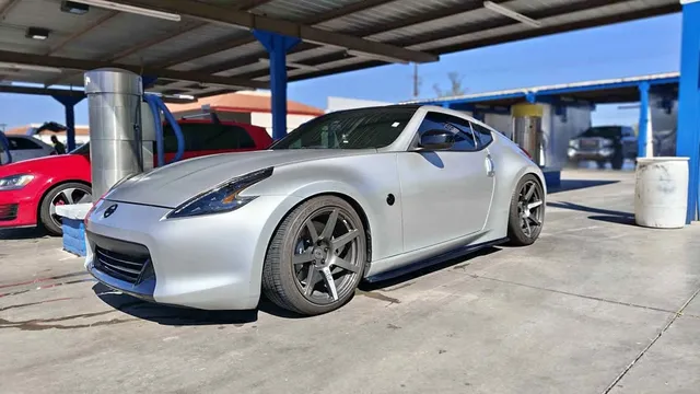 2010 Nissan 370Z Sport Touring Coupe 2D