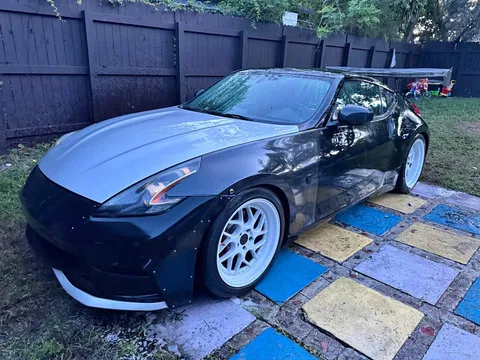2010 Nissan 370Z Touring Coupe 2D