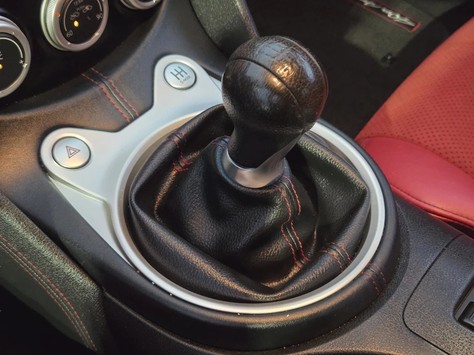 2010 Nissan 370Z 6th Gen - Image 19 of 30
