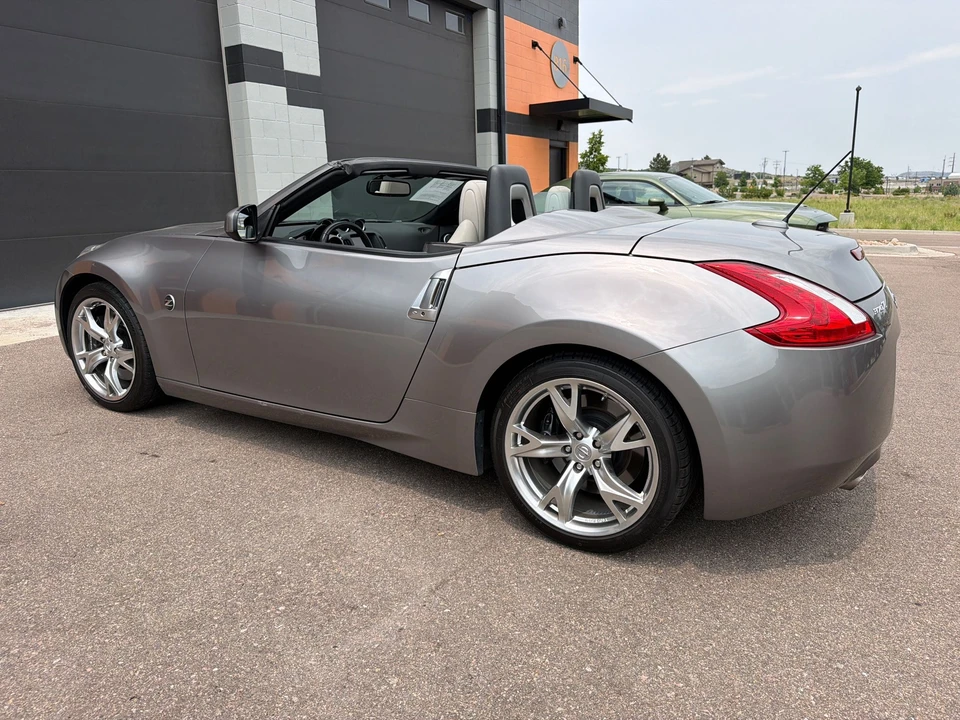2010 Nissan 370Z 6th Gen - Image 5 of 30